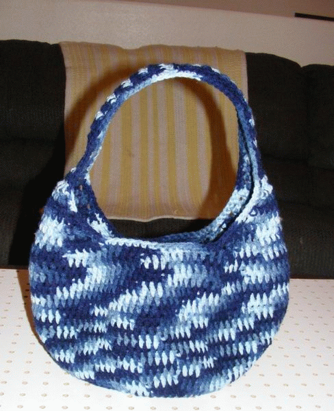 blueandwhitemediummarketbag.gif